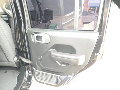 Used 2021 Jeep Wrangler Unlimited Sport AWD/4WD image 23