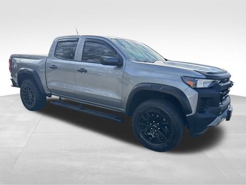Used 2025 Chevrolet Colorado Trail Boss image 7