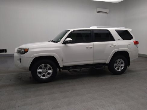 Used 2016 Toyota 4Runner Trail Premium AWD/4WD image 2