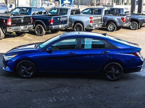 Used 2021 Hyundai Elantra SEL image 12