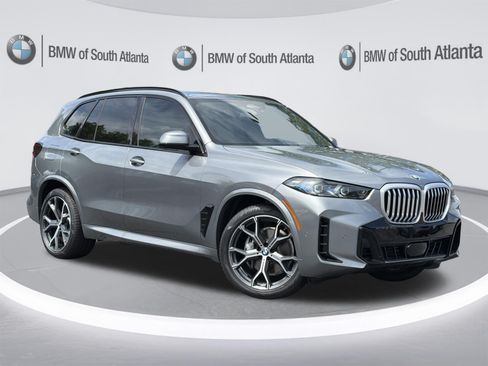 New 2026 BMW X5 xDrive40i w/ M Sport Package AWD/4WD image 2