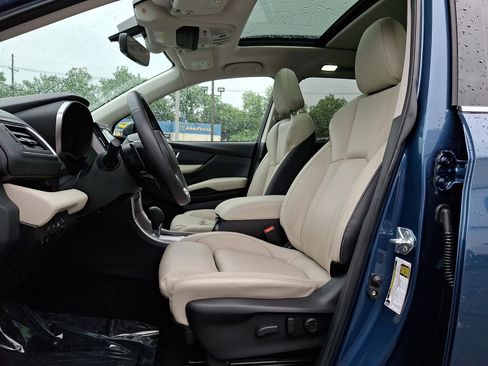 Used 2022 Subaru Ascent Limited w/ Technology Package AWD/4WD image 15