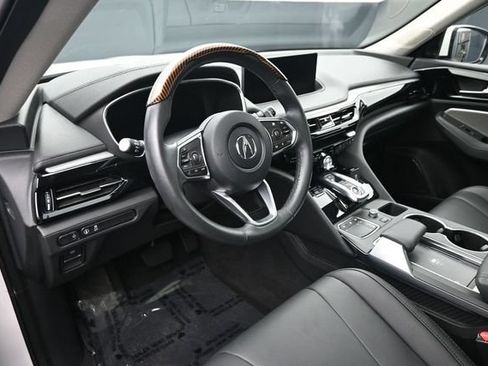Used 2024 Acura MDX SH-AWD image 11