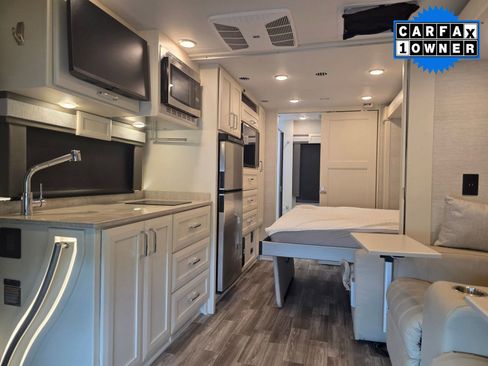 Used 2022 Mercedes-Benz Sprinter 3500 image 15