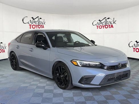 Used 2022 Honda Civic Sport image 3