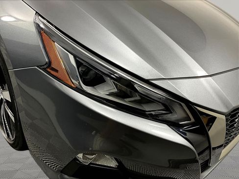 Certified 2022 Nissan Altima 2.5 SR FWD image 31