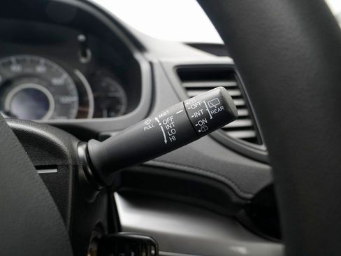 Used 2015 Honda CR-V LX image 47