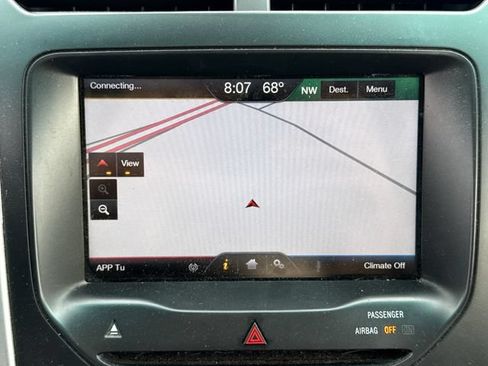 Used 2015 Ford Explorer XLT w/ Equipment Group 202B AWD/4WD image 24