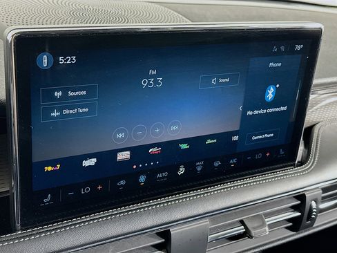 Used 2024 Lincoln Corsair Reserve image 19