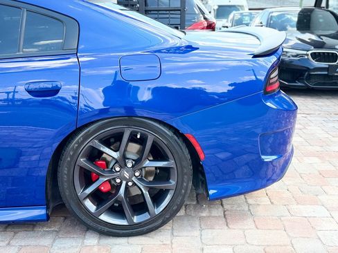 Used 2022 Dodge Charger R/T w/ Blacktop Package RWD image 11