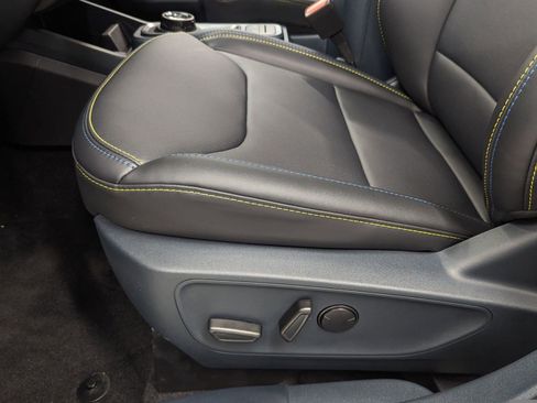 New 2025 Ford Maverick Lobo image 11