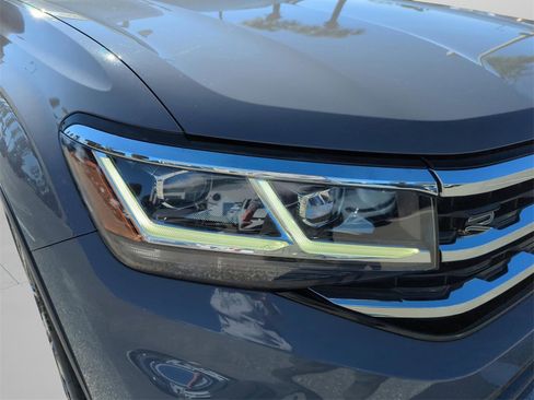 Used 2021 Volkswagen Atlas Cross Sport SEL R-Line image 45