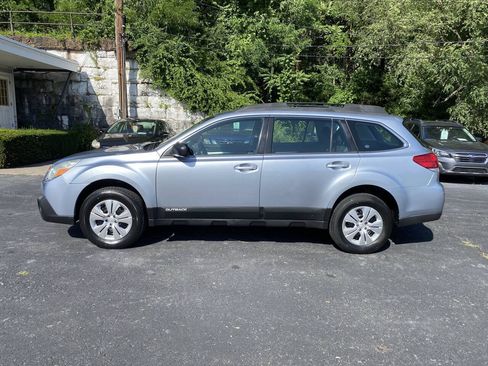 Used 2013 Subaru Outback 2.5i AWD/4WD image 2