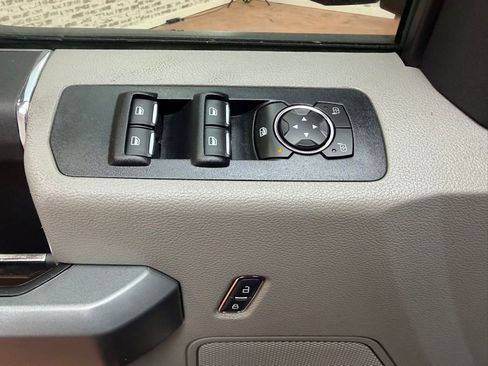 Used 2018 Ford F150 XLT w/ Equipment Group 301A Mid image 18