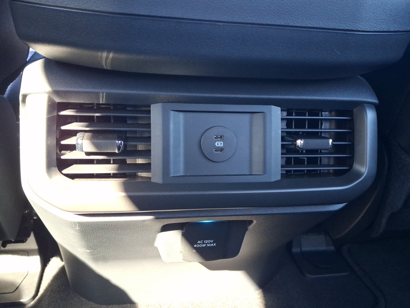 Used 2026 Ford F150 Lariat w/ Equipment Group 501A Mid AWD/4WD image 12