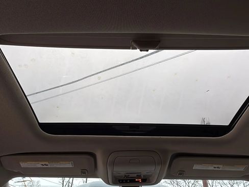 Used 2018 GMC Acadia Denali w/ Technology Package image 32