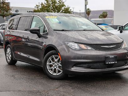 Used 2022 Chrysler Voyager LX
