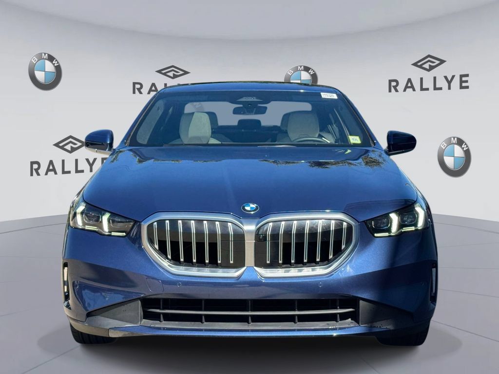 Certified 2024 BMW 530i xDrive w/ Premium Package AWD/4WD image 2