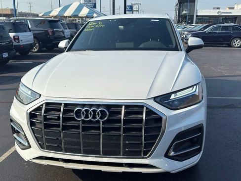 Used 2021 Audi Q5 2.0T Premium w/ Convenience Package AWD/4WD image 3