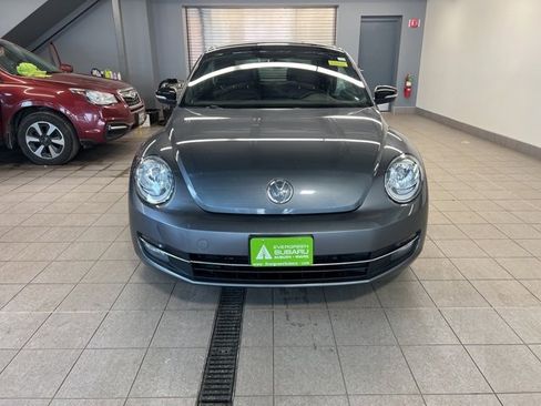 Used 2012 Volkswagen Beetle Turbo image 2