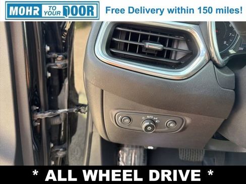 Used 2020 Chevrolet Equinox LT AWD/4WD image 13