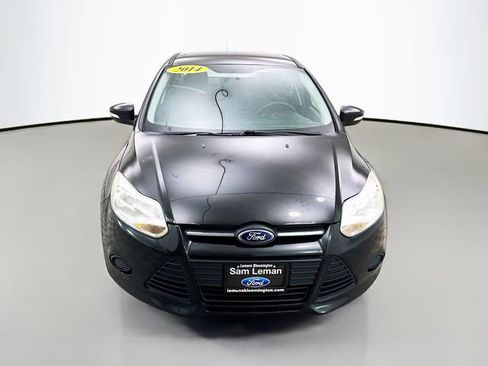 Used 2014 Ford Focus SE w/ SE Winter Package image 2