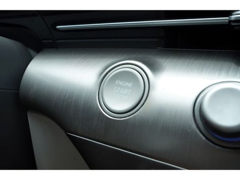 Used 2024 Hyundai Kona SEL FWD image 18