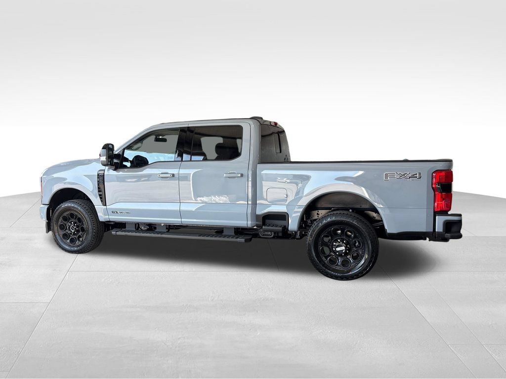 New 2026 Ford F250 Lariat w/ Black Appearance Package AWD/4WD image 2