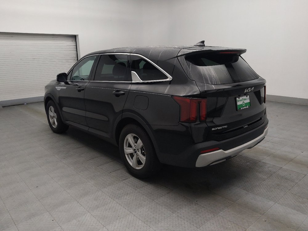Used 2024 Kia Sorento LX FWD image 5