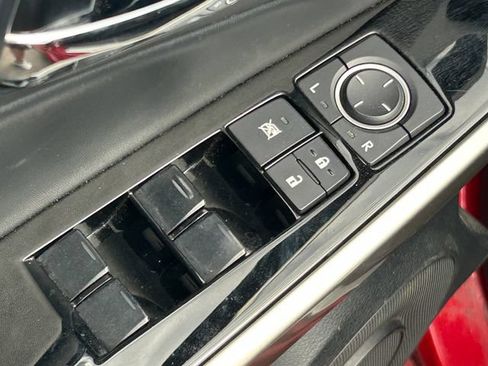 Used 2015 Lexus IS 250 RWD image 26