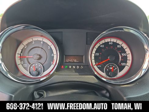 Used 2020 Dodge Grand Caravan SXT FWD image 14