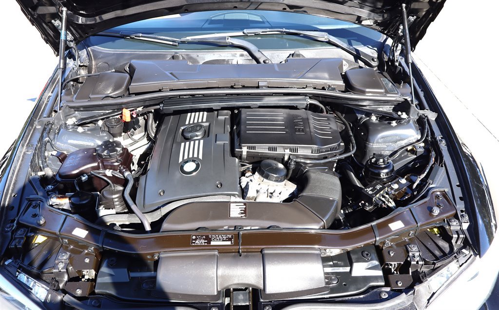 Used 2012 BMW 335is Convertible RWD image 41