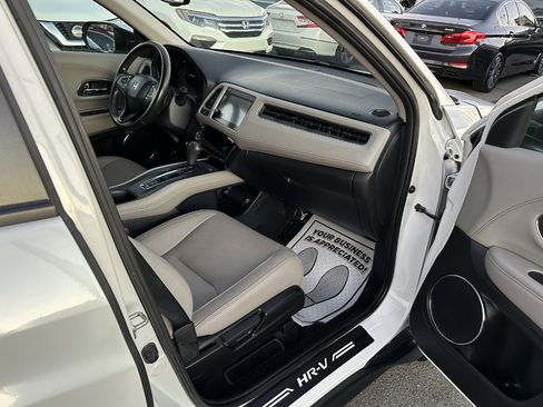 Used 2019 Honda HR-V EX-L image 13