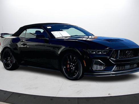 Used 2024 Ford Mustang GT Premium image 2