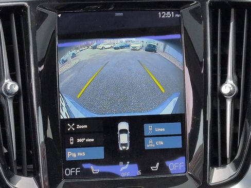 Used 2021 Volvo S60 T5 Momentum w/ Advanced Package image 25