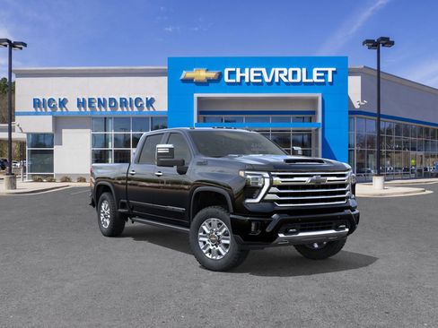 New 2026 Chevrolet Silverado 2500 High Country image 2