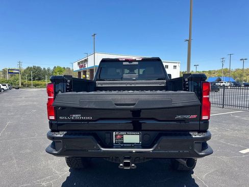 New 2026 Chevrolet Silverado 2500 ZR2 AWD/4WD image 19