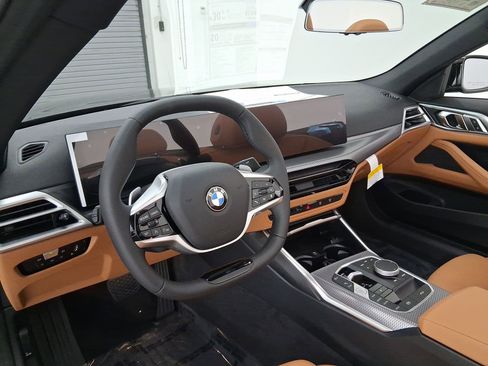 New 2026 BMW 430i Convertible w/ Convenience Package image 18