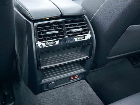 Used 2023 BMW 540i w/ M Sport Package image 27