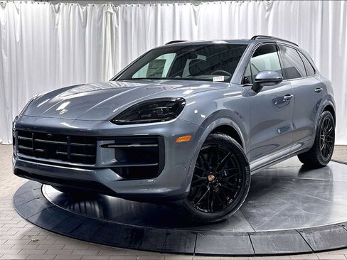 New 2026 Porsche Cayenne AWD/4WD image 1