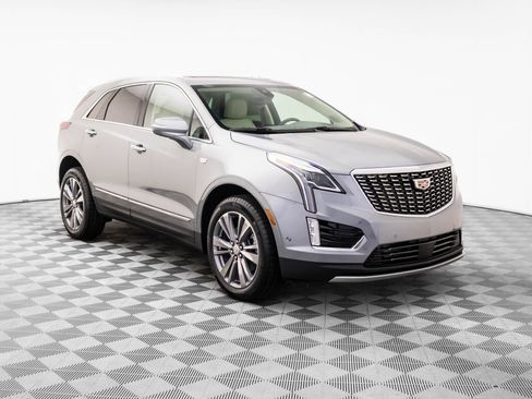 New 2026 Cadillac XT5 Premium Luxury w/ Driver Assist Package AWD/4WD image 7