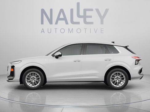 New 2026 Audi Q3 quattro 2.0T AWD/4WD image 2