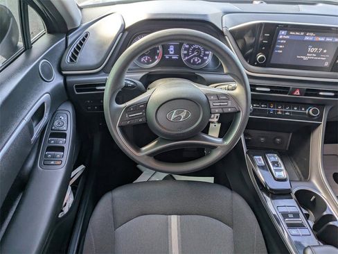 Used 2021 Hyundai Sonata SE image 13