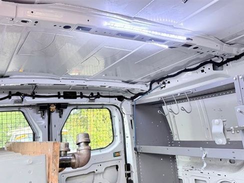 Used 2016 Ford Transit 250 130 Low Roof RWD image 39