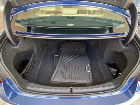 Used 2024 BMW 330i xDrive Sedan w/ Convenience Package image 16