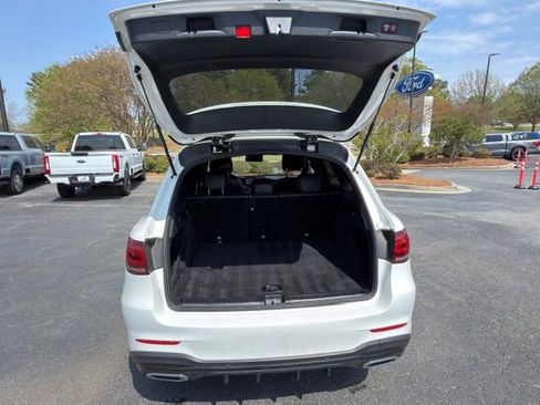 Used 2022 Mercedes-Benz GLC 300 4MATIC image 21
