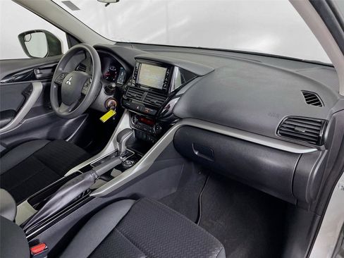 Used 2024 Mitsubishi Eclipse Cross ES image 29