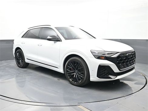 Used 2024 Audi SQ8 Prestige image 25