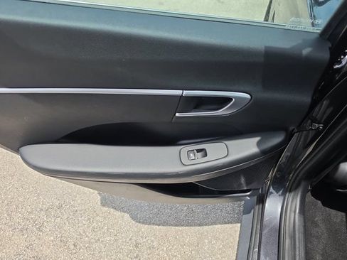 Used 2022 Hyundai Sonata SE FWD image 11