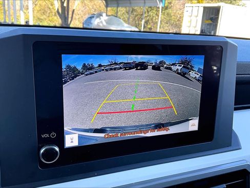 Certified 2024 Toyota Tacoma TRD Off-Road image 26